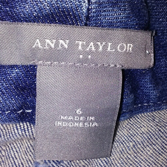 Ann Taylor denim skirt - Picture 3 of 4